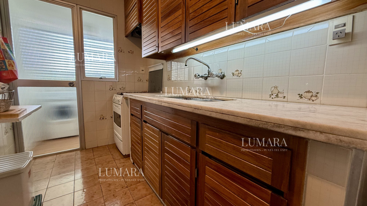 Apartamento ID.3120 - Apartamento en venta frente al mar en Punta del Este