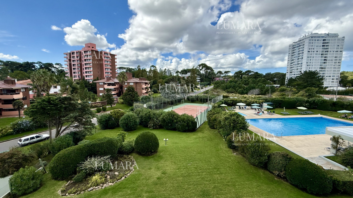 Apartamento ID.3120 - Apartamento en venta frente al mar en Punta del Este