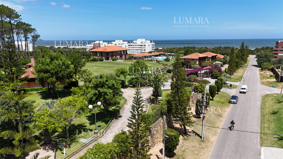 Apartamento ID.2457 - Apartamento de 2 dormitorios en venta en Punta del Este, Playa Brava, Rincon del Indio, Zanzibar