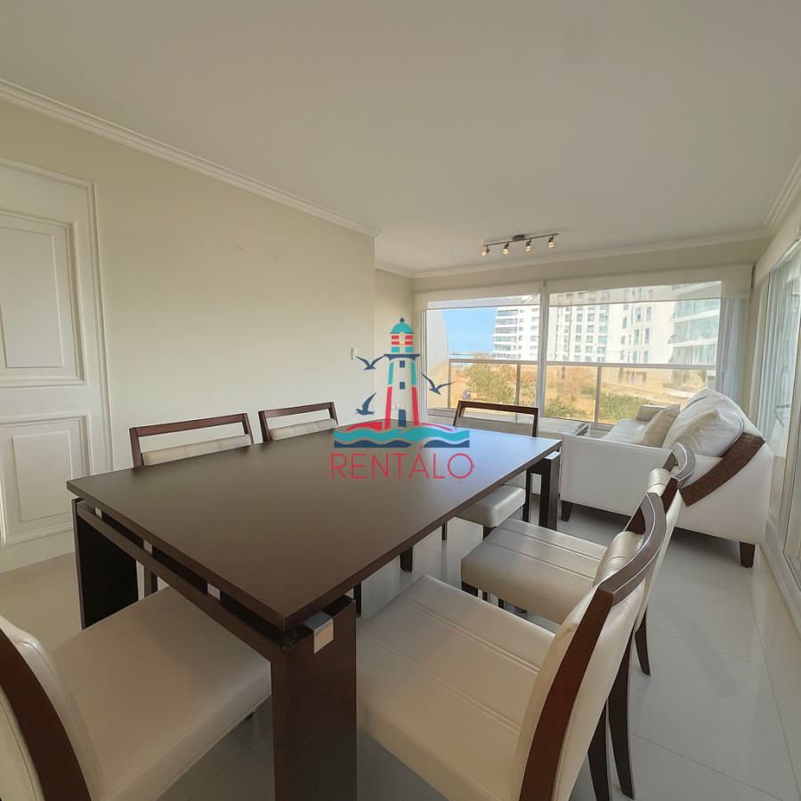 Apartamento ID.680 - 3 dormitorios a 100 metros del mar - Playa Brava – U$S 305.000