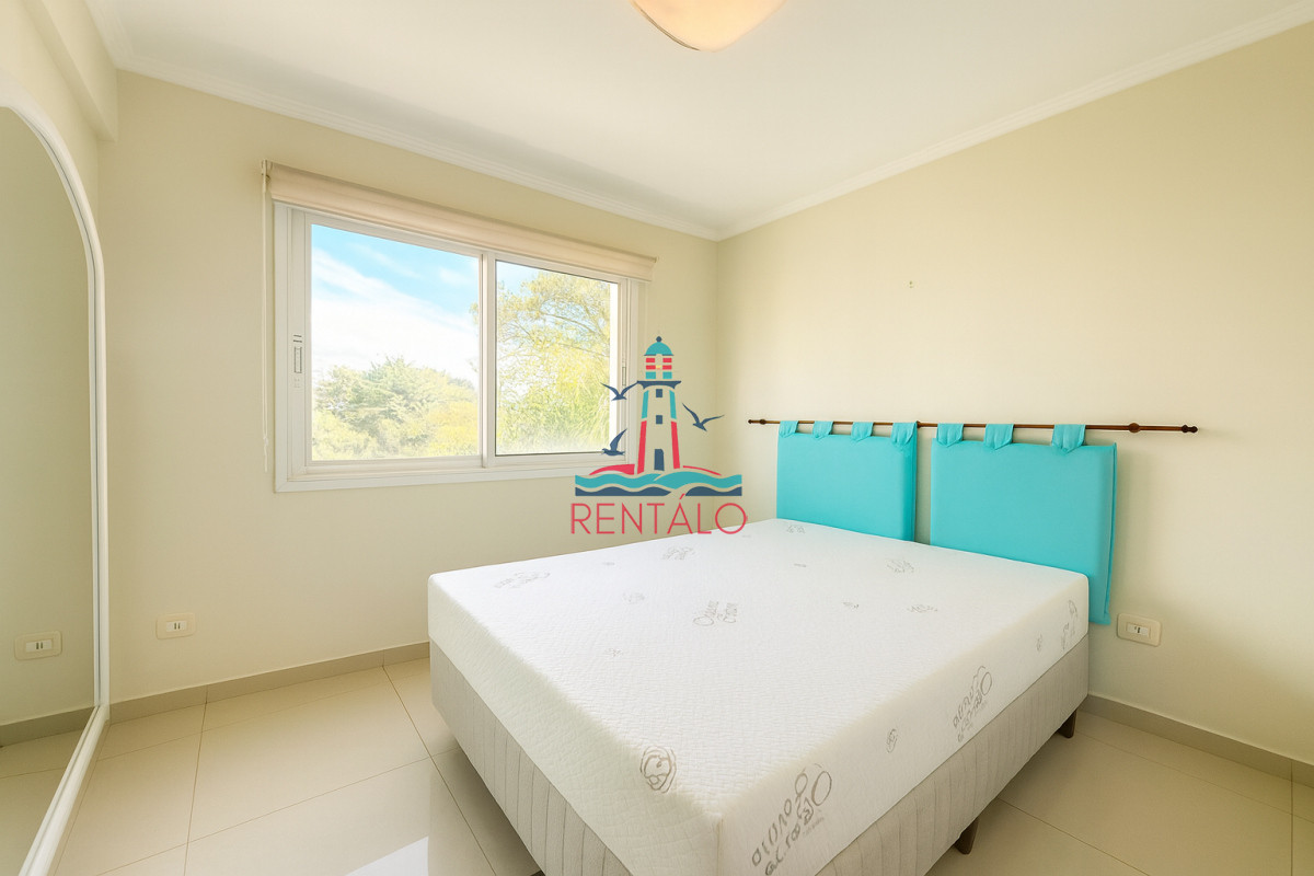 Apartamento ID.680 - 3 dormitorios a 100 metros del mar - Playa Brava – U$S 305.000