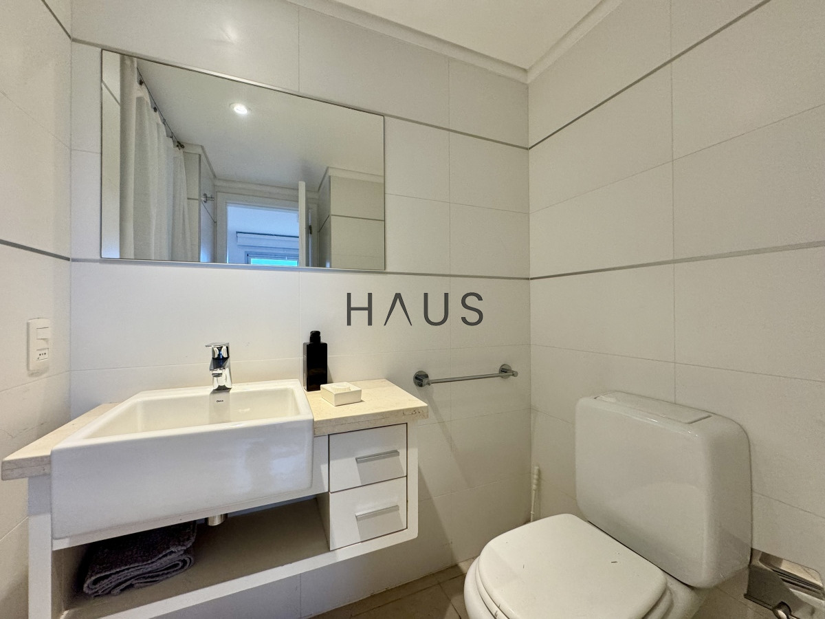 Apartamento ID.295 - Apartamento en venta Playa Mansa 4 dormitorios