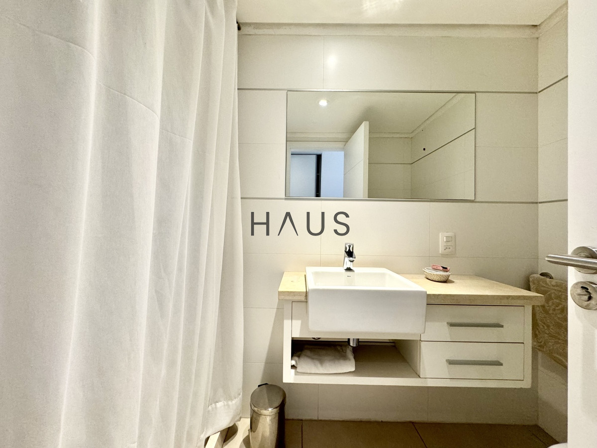 Apartamento ID.295 - Apartamento en venta Playa Mansa 4 dormitorios