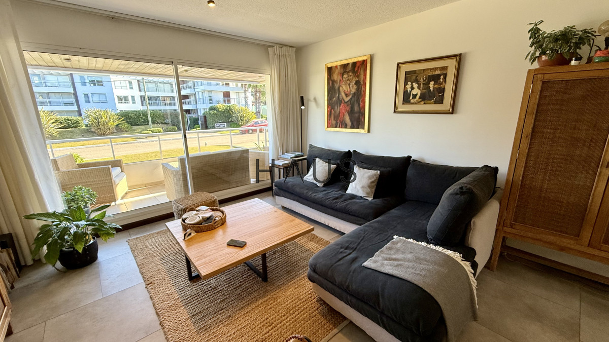 Apartamento ID.249 - Apartamento en venta de 2 dormitorios a 100 metros del mar