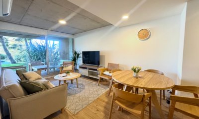 Apartamento 2 Dormitorios con Jardin en Playa mansa