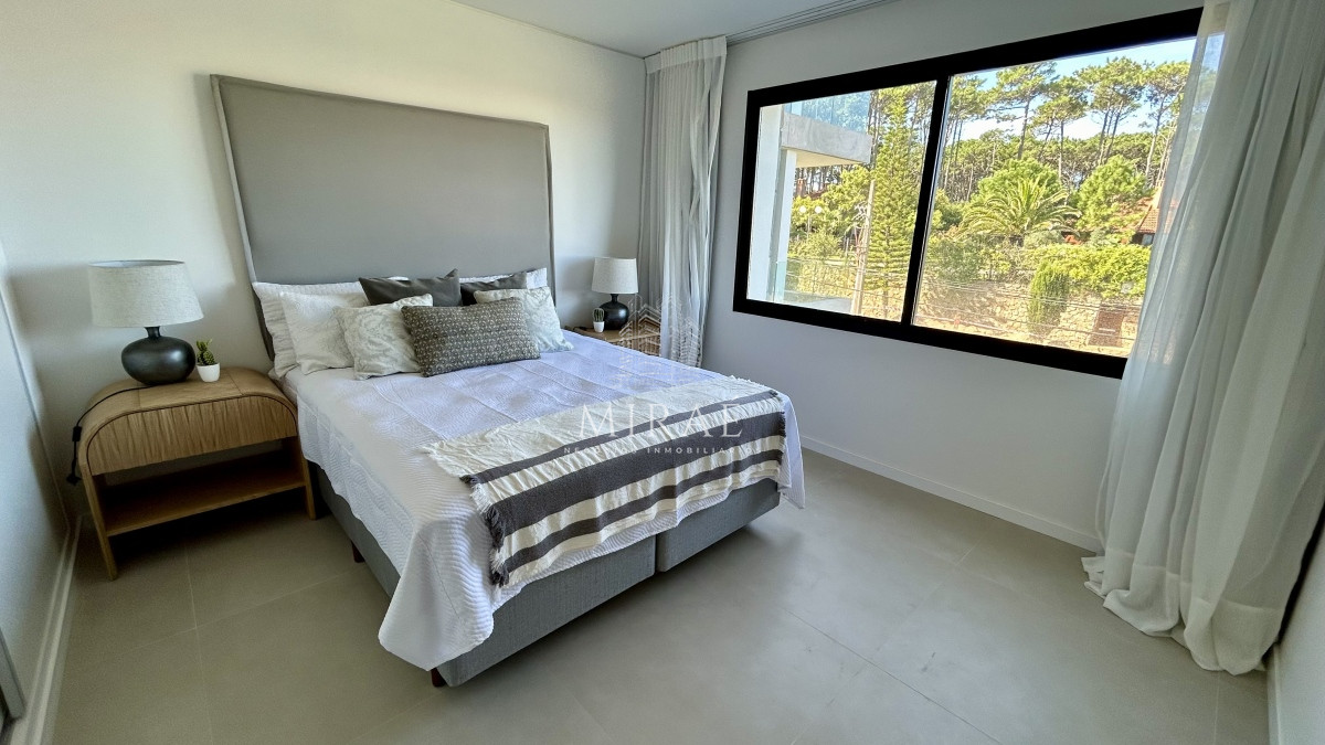 Apartamento ID.153 - Apartamento de 1 dormitorio en venta en Playa Brava, Punta del Este