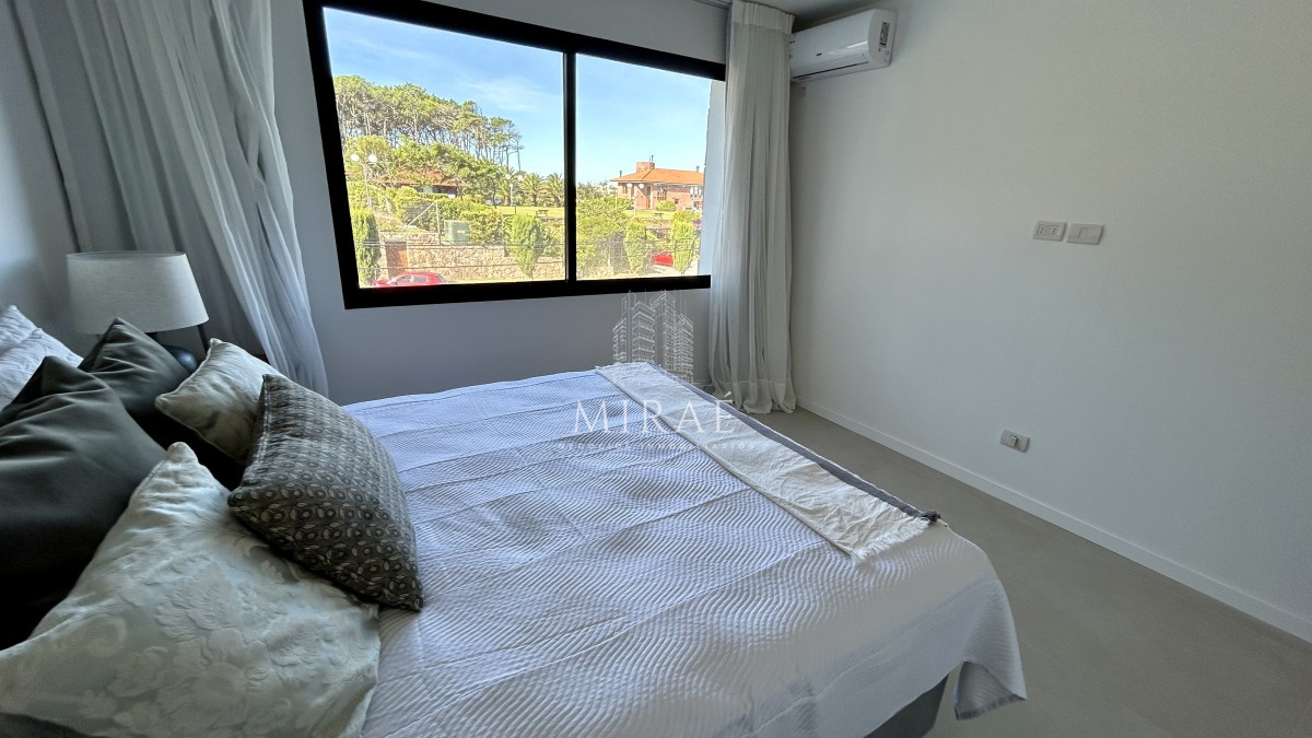 Apartamento ID.153 - Apartamento de 1 dormitorio en venta en Playa Brava, Punta del Este