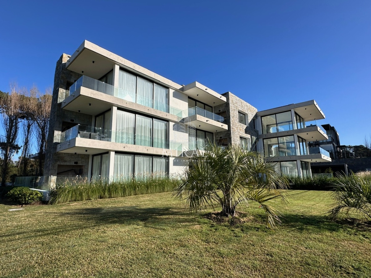 Apartamento ID.153 - Apartamento de 1 dormitorio en venta en Playa Brava, Punta del Este