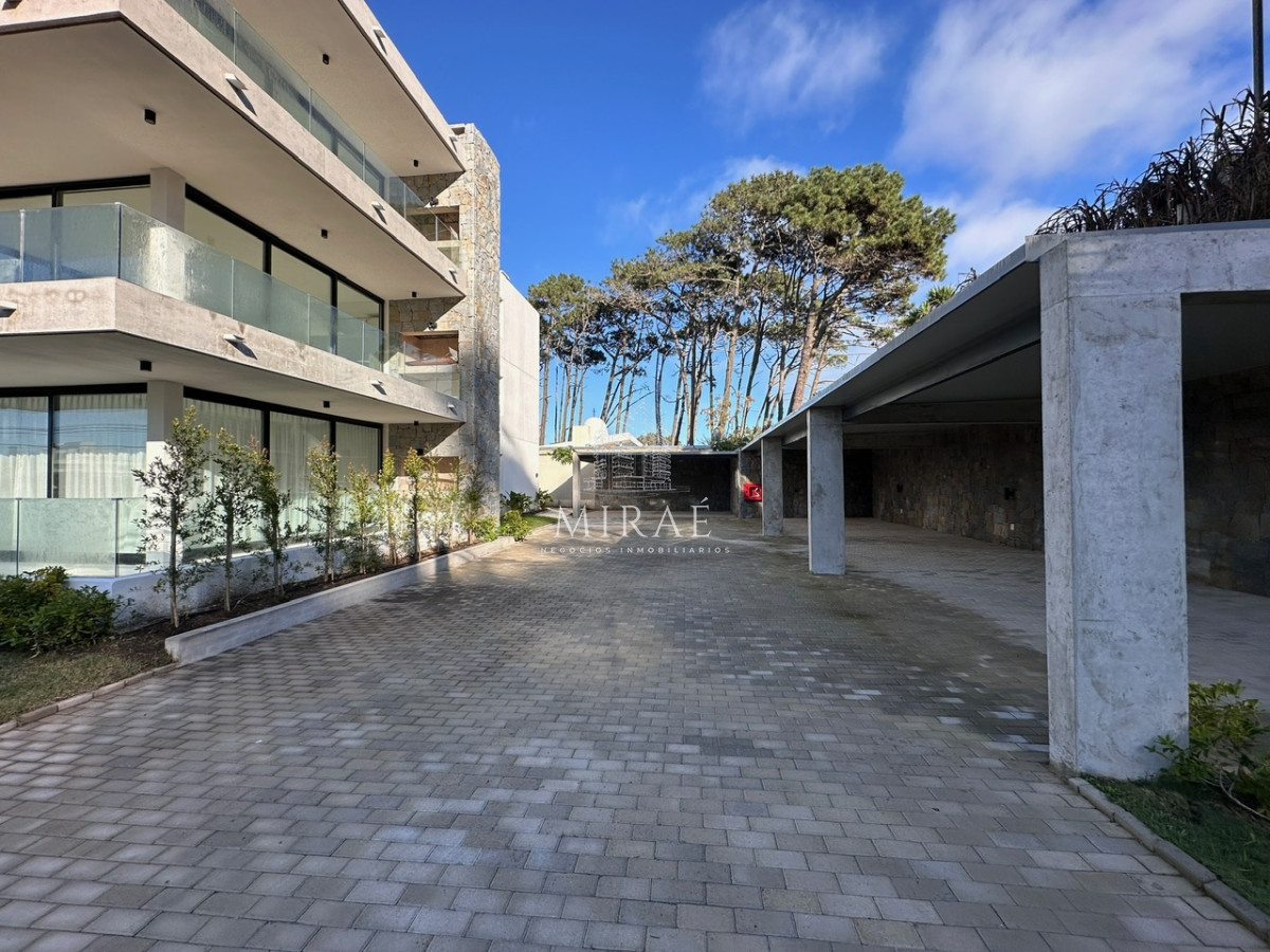 Apartamento ID.153 - Apartamento de 1 dormitorio en venta en Playa Brava, Punta del Este