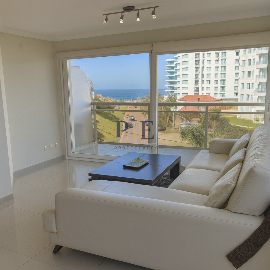Apartamento en venta de 3 dormitorios en Playa Brava Punta del Este - Imagen 2