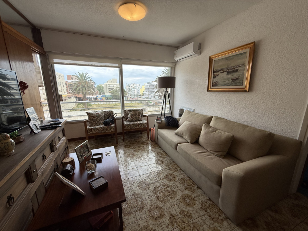 Apartamento ID.21098671 - Apartamento en Punta del Este, Península
