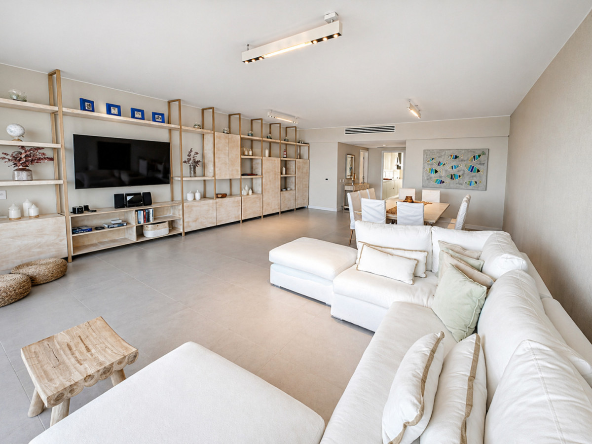 Apartamento ID.21098542 - Apartamento 3 dormitorios y dependencia en venta en Punta del Este, Le Parc