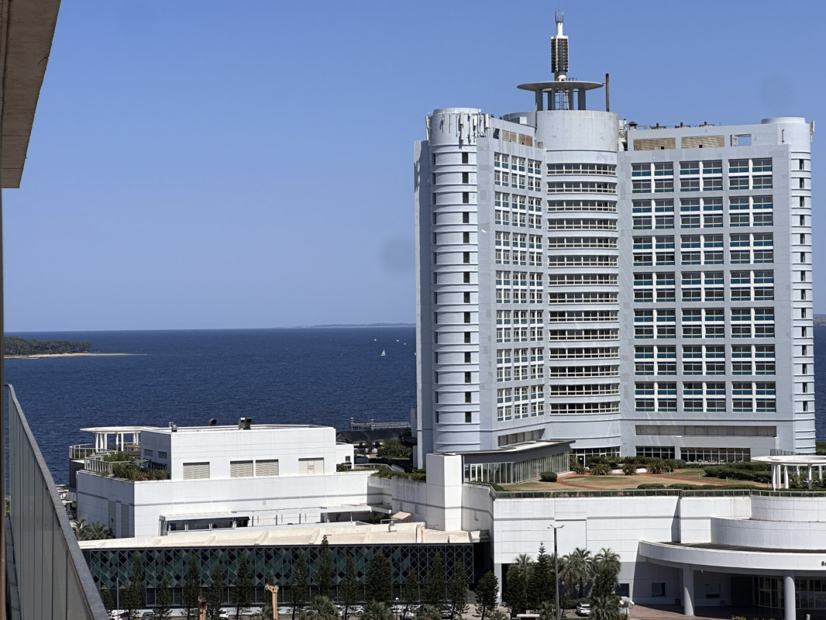 Apartamento ID.21098569 - Apartamento en venta de 2 dormitorios Punta del Este