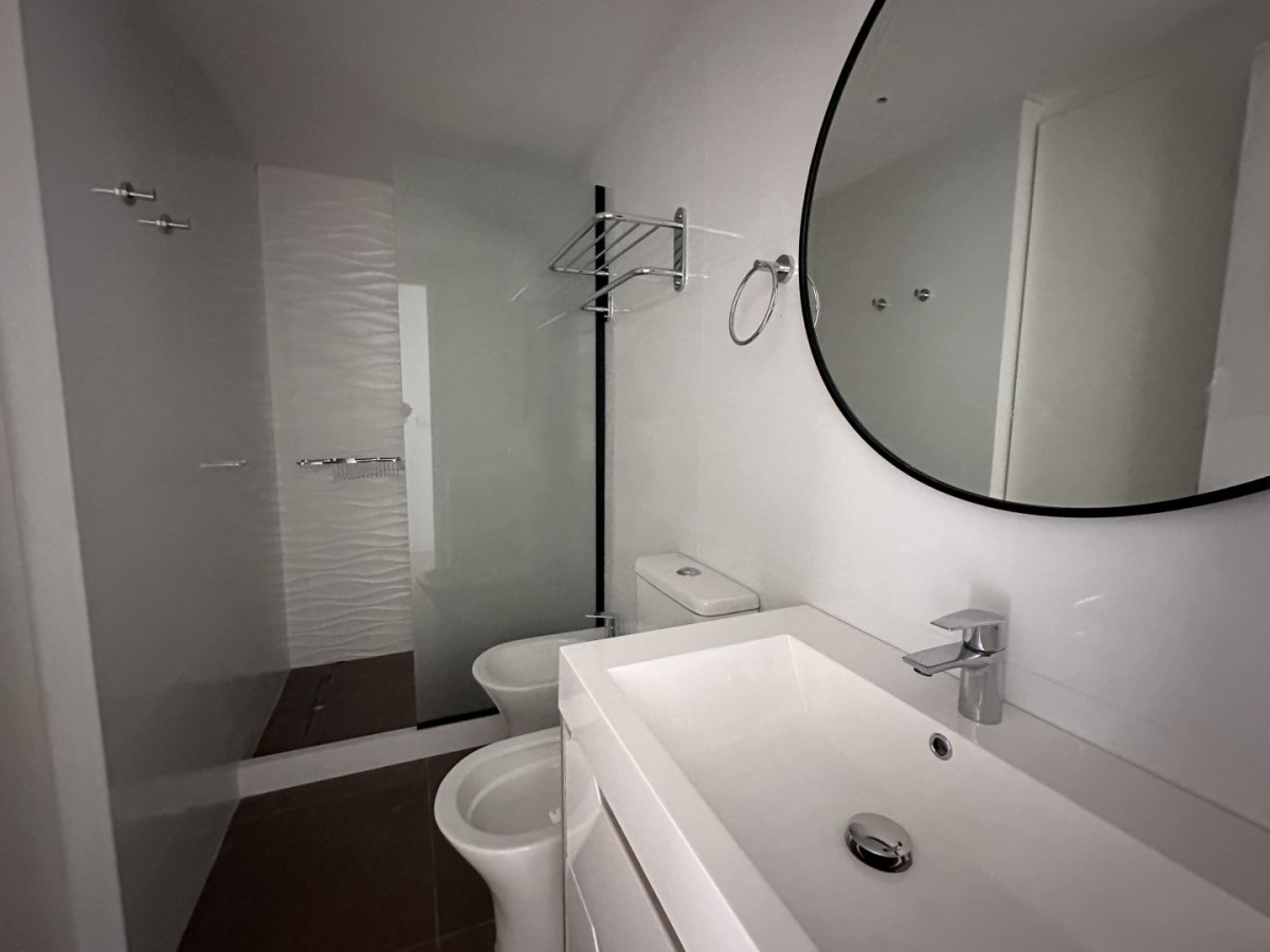 Apartamento ID.21098569 - Apartamento en venta de 2 dormitorios Punta del Este