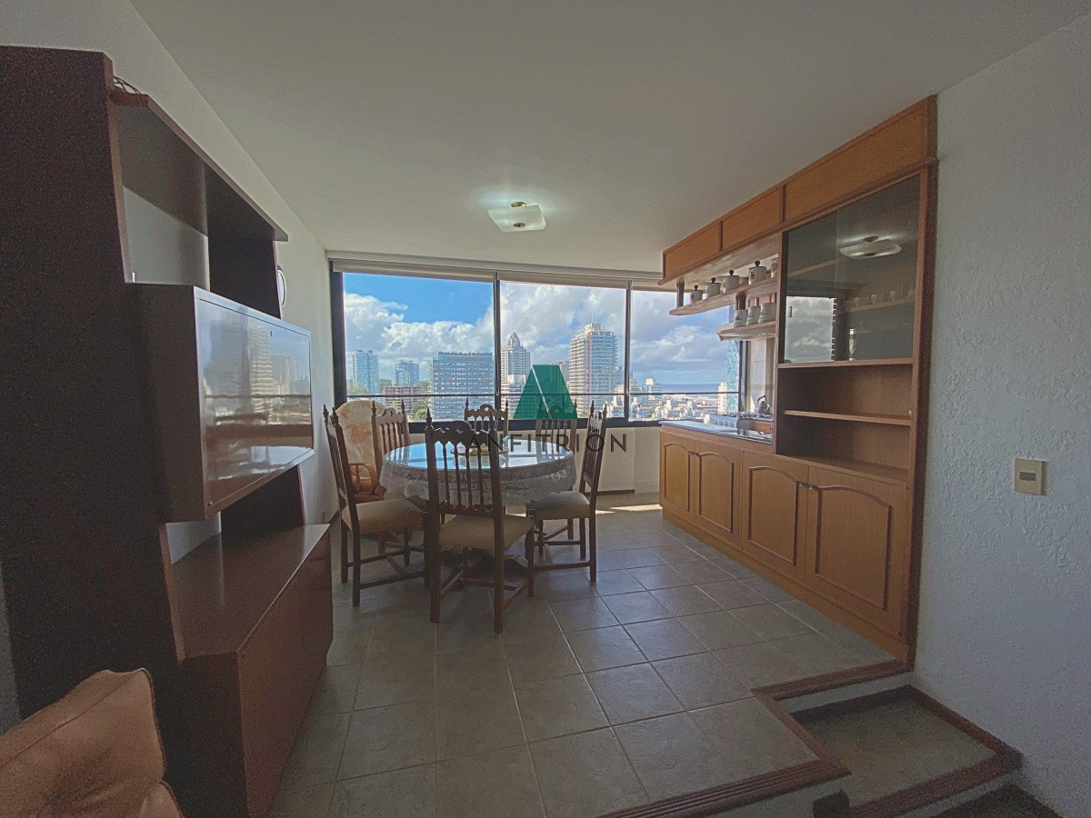 Apartamento ID.298 - Apartamento de 2 dormitorios en venta Punta del Este