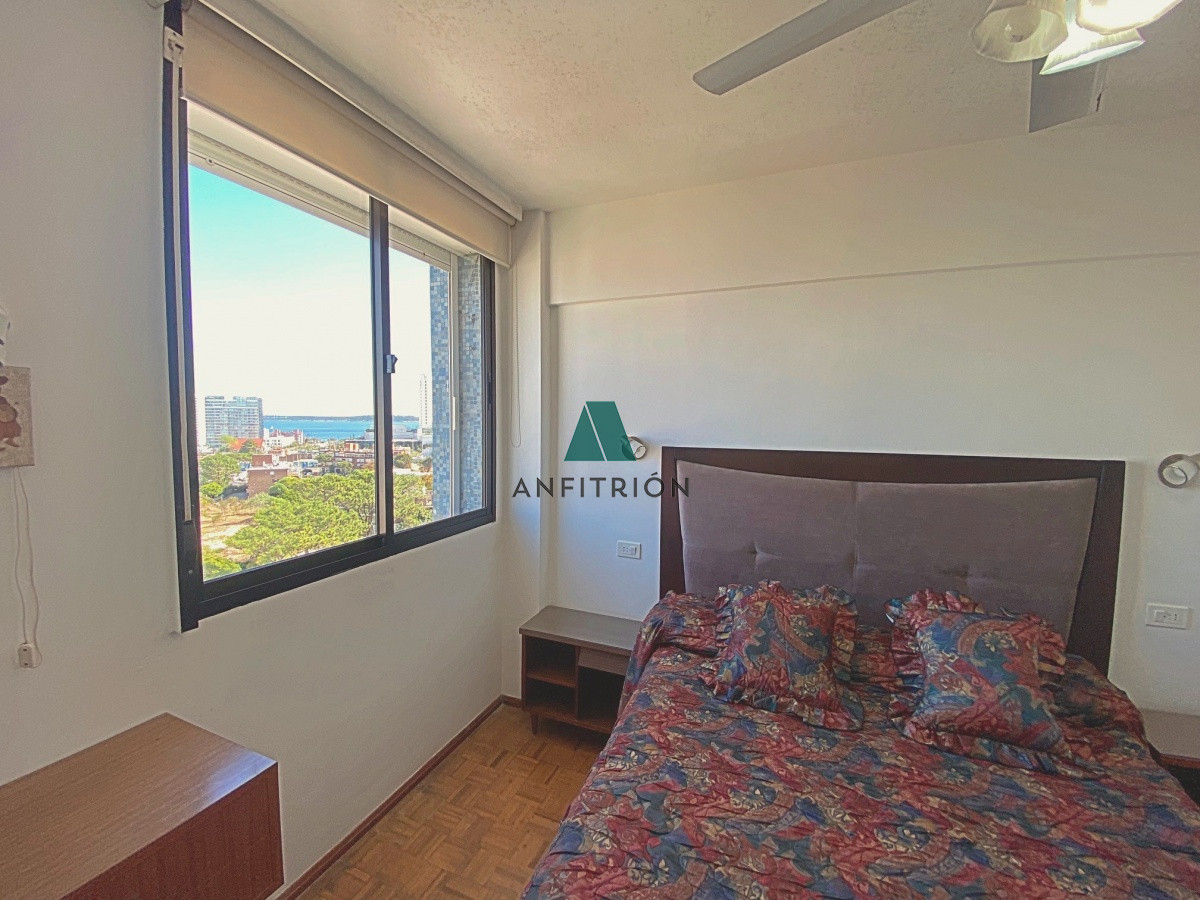 Apartamento ID.298 - Apartamento de 2 dormitorios en venta Punta del Este