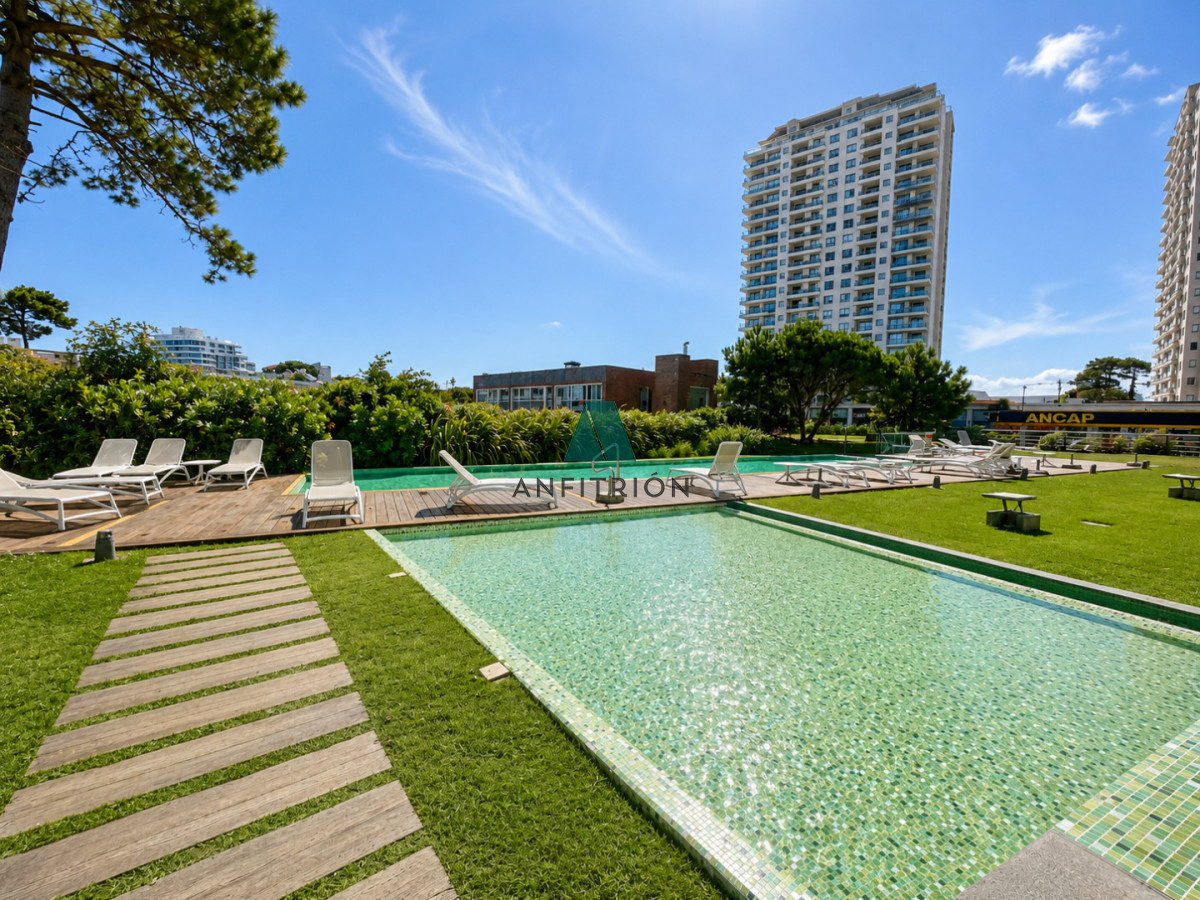 Apartamento ID.615 - Apartamento en venta de 3 dormitorios en Punta del Este