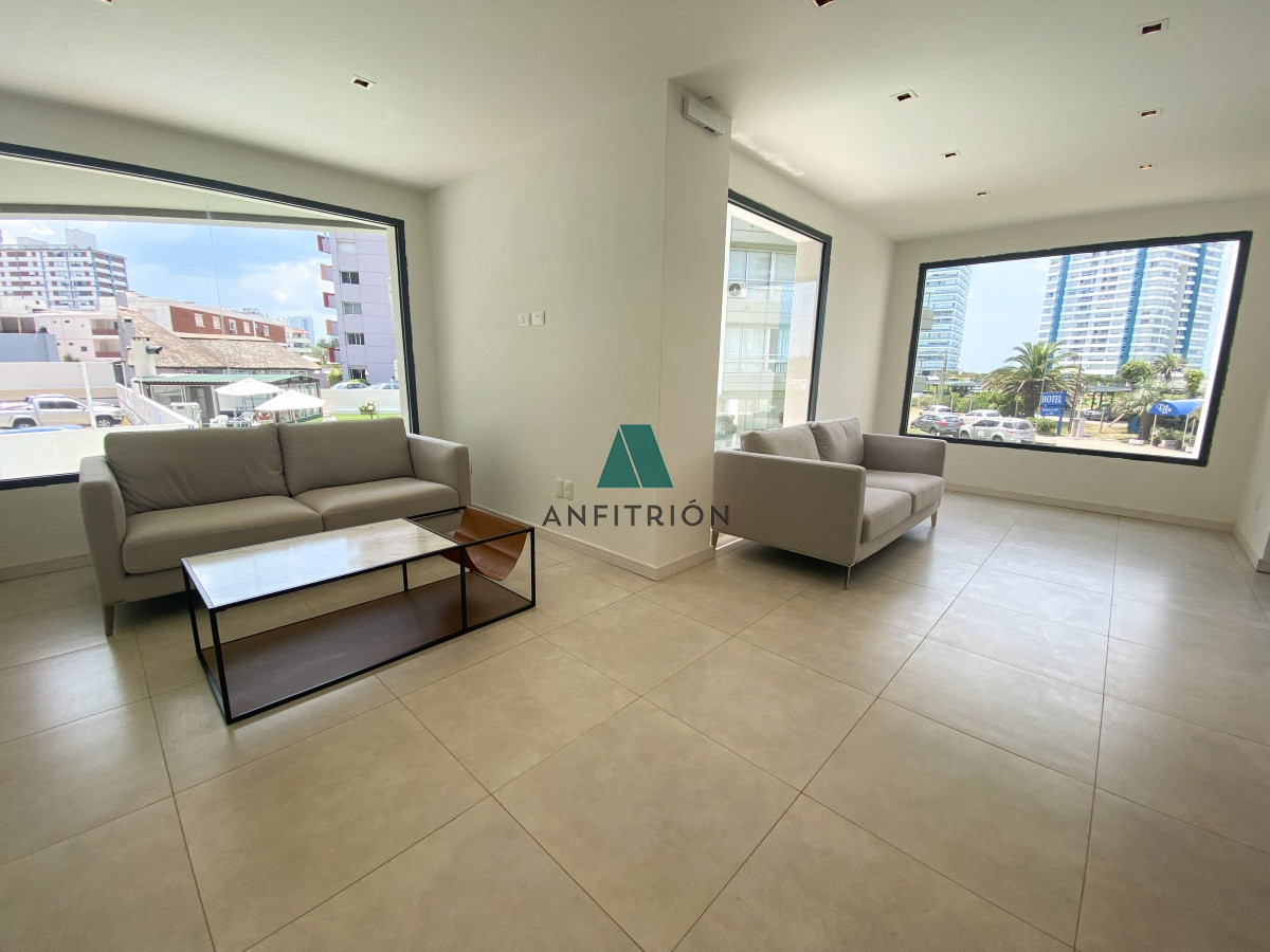 Apartamento ID.670 - Apartamento 2 dormitorios en venta Playa Brava Punta del Este