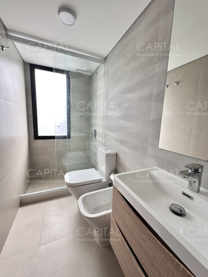 Apartamento ID.39081 - Apartamento en venta de 2 dormitorios y 2 baños, Rincón del Indio, Playa Brava,  Punta del Este.