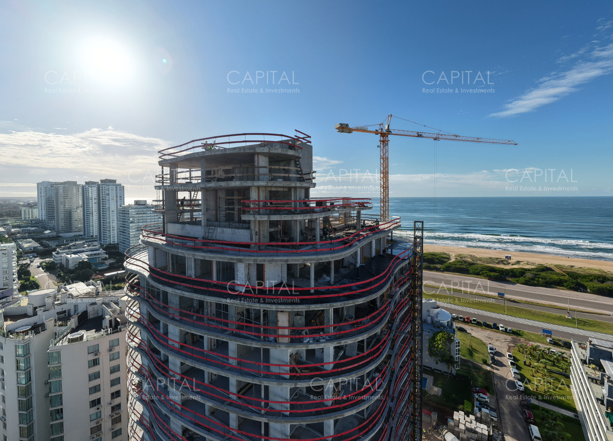 Apartamento ID.38404 - Apartamento de 3 dormitorios en venta, Playa Brava Punta del Este