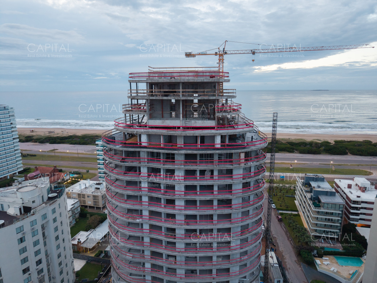 Apartamento ID.38404 - Apartamento de 3 dormitorios en venta, Playa Brava Punta del Este