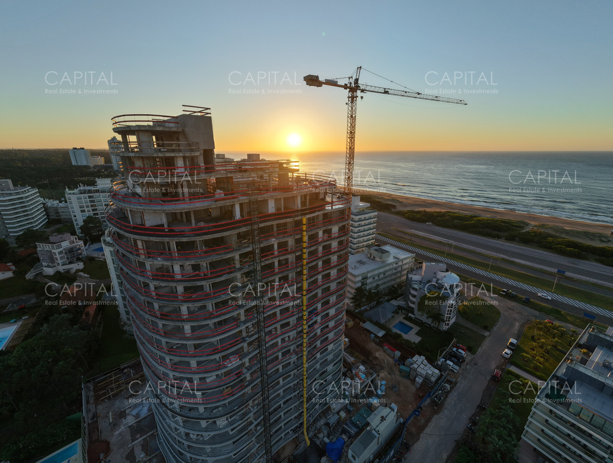 Apartamento ID.38404 - Apartamento de 3 dormitorios en venta, Playa Brava Punta del Este