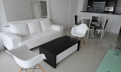 VENTA DE APARTAMENTO DE 2 DORMITORIOS EN EDIFIFICIO FOREST TOWER II PUNTA DEL ESTE