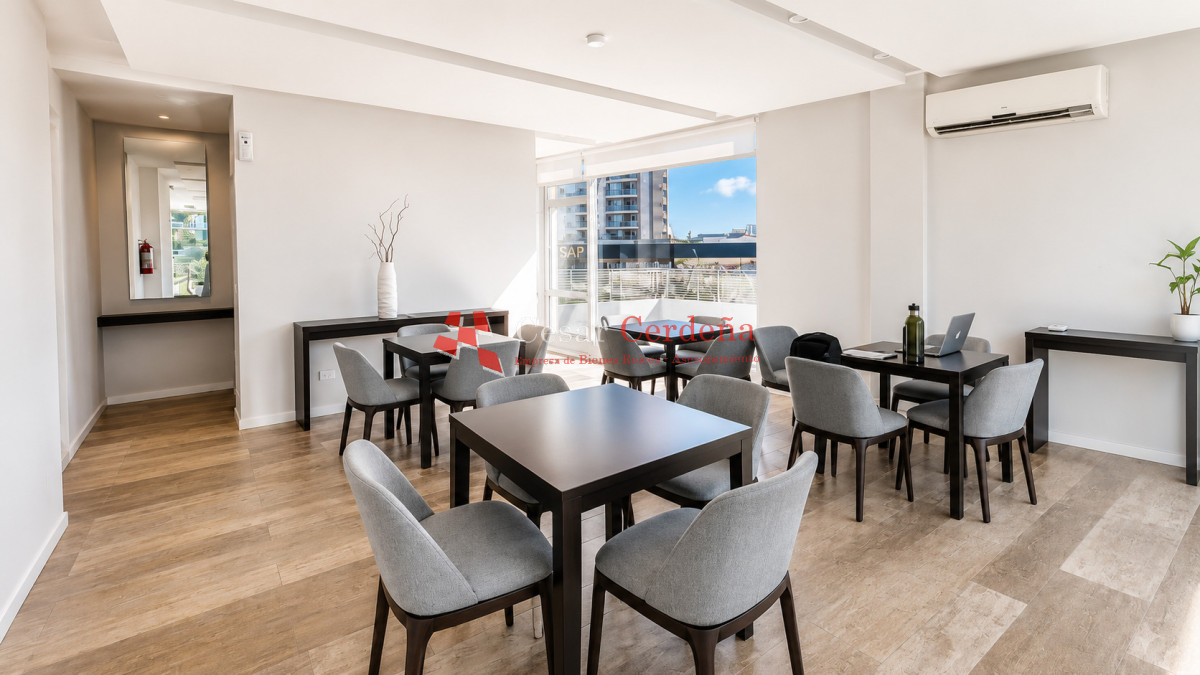 Apartamento ID.2003 - VENTA - Apartamento en venta de 3 dormitorios en Punta del Este