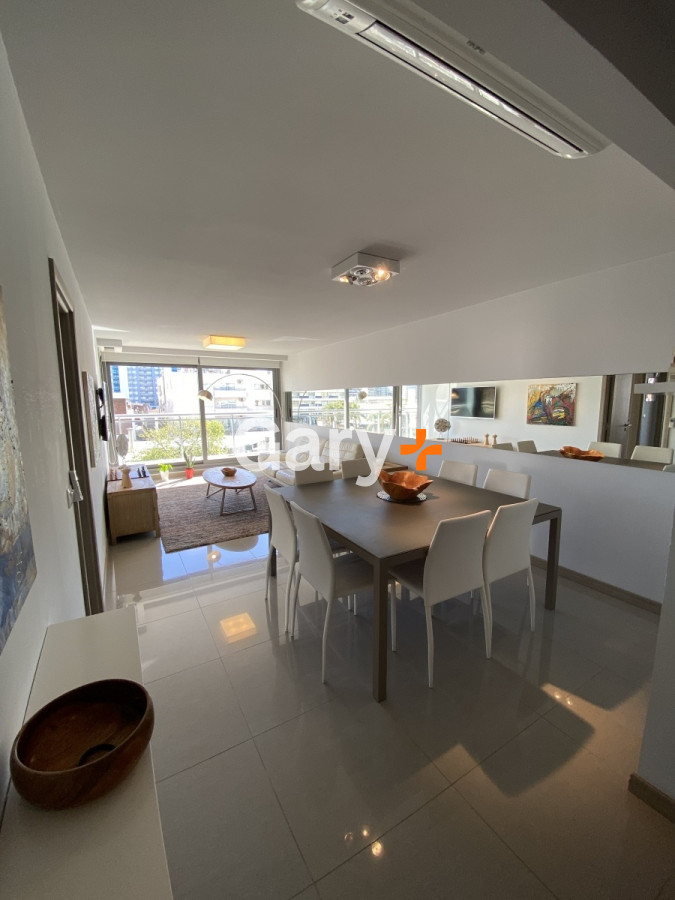 Departamento 2 dormitorios 2 baños en alquiler en Punta del Este