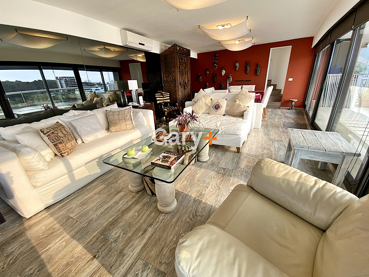 Mansa - GoPunta - Portal Inmobiliario de Punta del Este - Maldonado