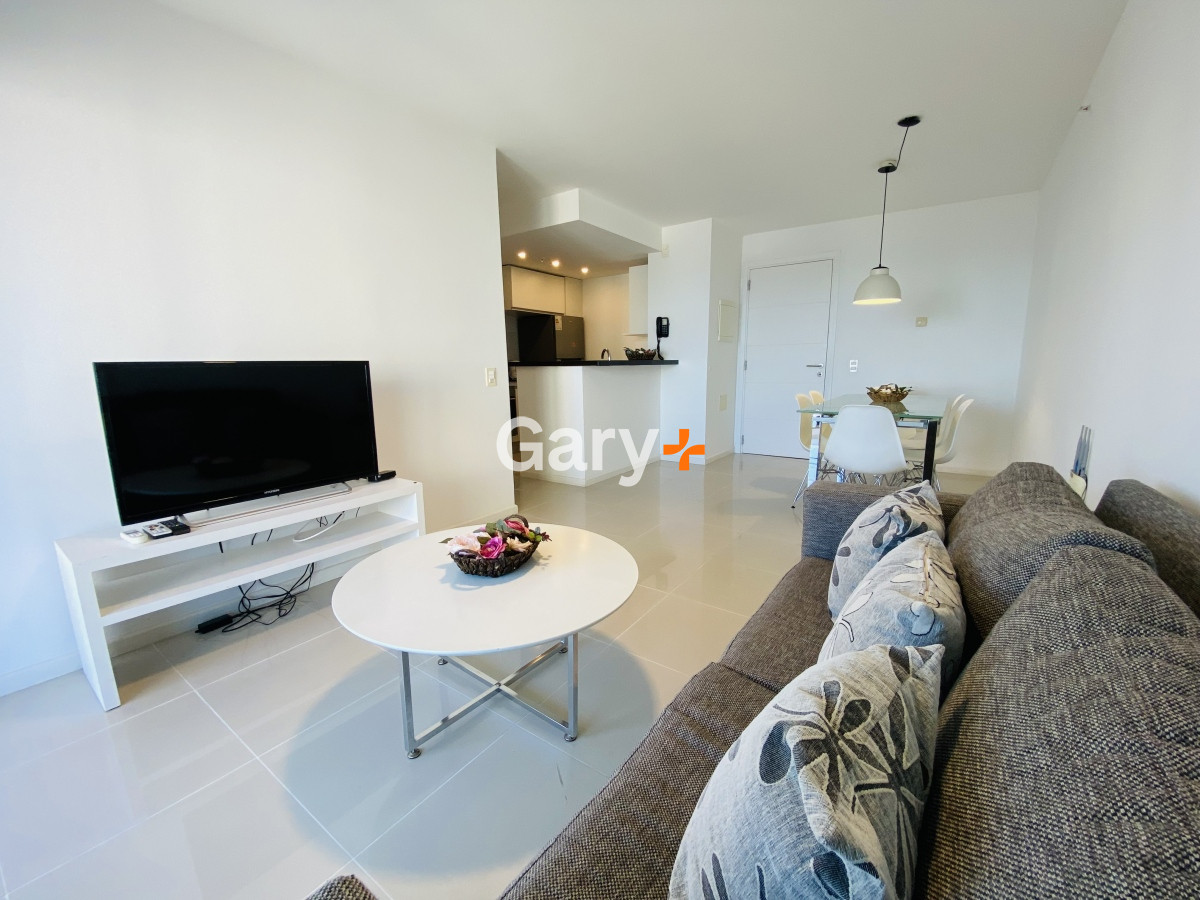 Apartamento de 2 dormitorios en alquiler muy bien ubicado