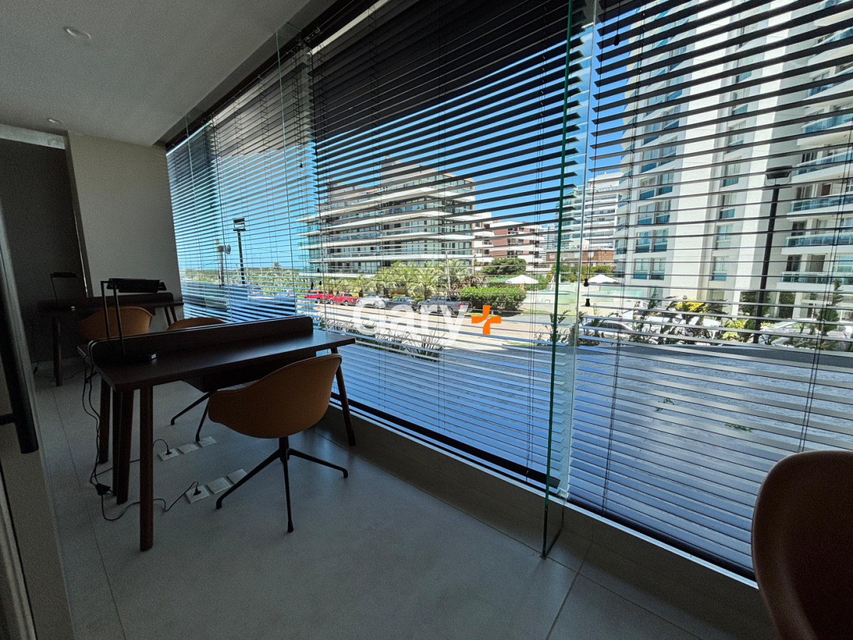 Apartamento ID.27050 - Penthouse de 3 dormitorios en venta, Punta del Este