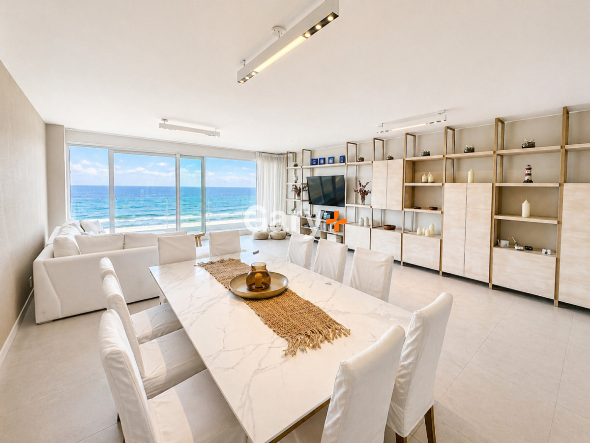 Apartamento ID.28402 - Apartamento 4 dormitorios en venta Playa Brava Punta del Este