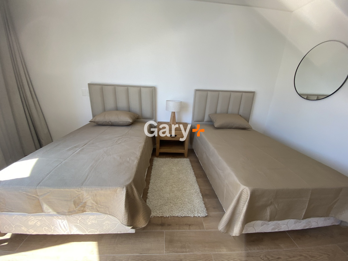 Apartamento ID.27358 - Apartamento de 2 dormitorios en venta, Punta del Este