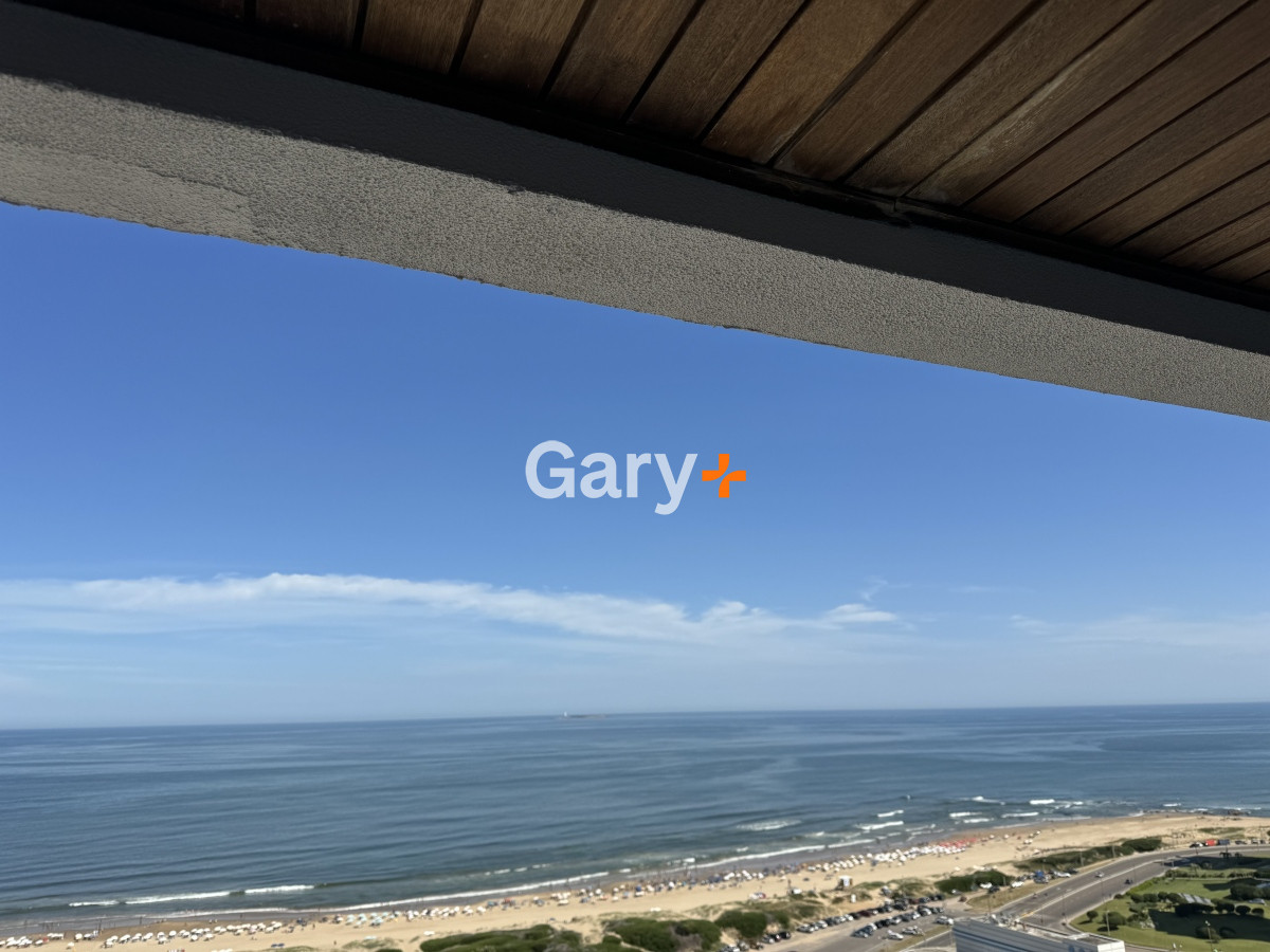 Apartamento ID.17122 - Punta del Este, 3 dormitorios con vista directa al mar
