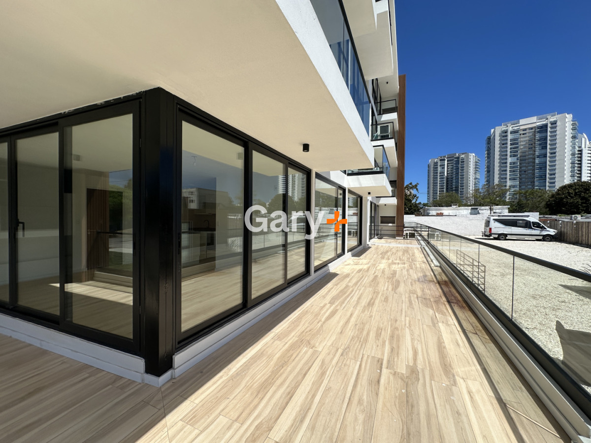 Apartamento ID.28678 - Apartamento en venta de 2 dormitorios, Aidy Grill, Punta del Este.