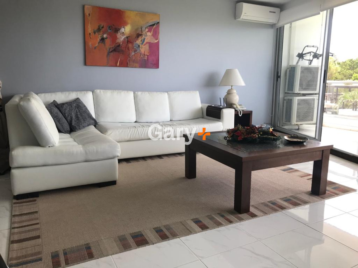 Apartamento ID.19316 - Departamento de 3 dormitorios frente al mar