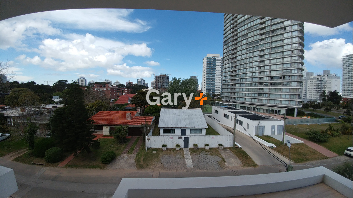 Apartamento ID.27750 - Apartamento de 2 dormitorios en venta, Punta del Este