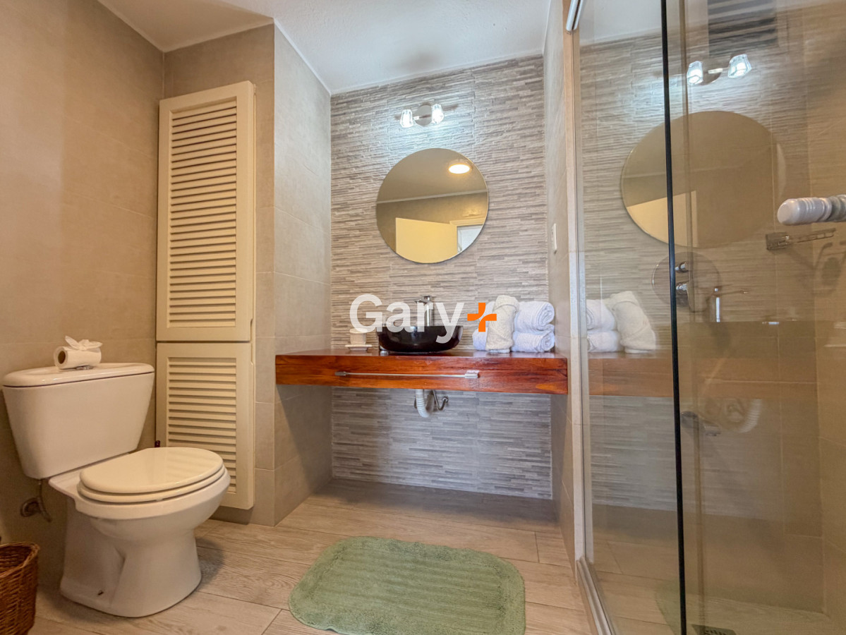 Apartamento ID.18425 - Apartamento en venta, Puerto Punta del Este