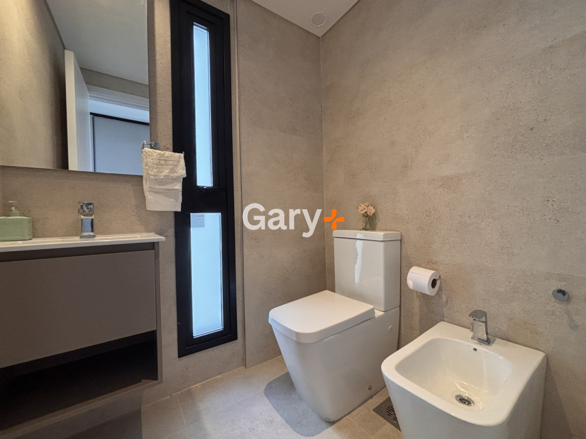 Apartamento ID.27050 - Penthouse de 3 dormitorios en venta, Punta del Este