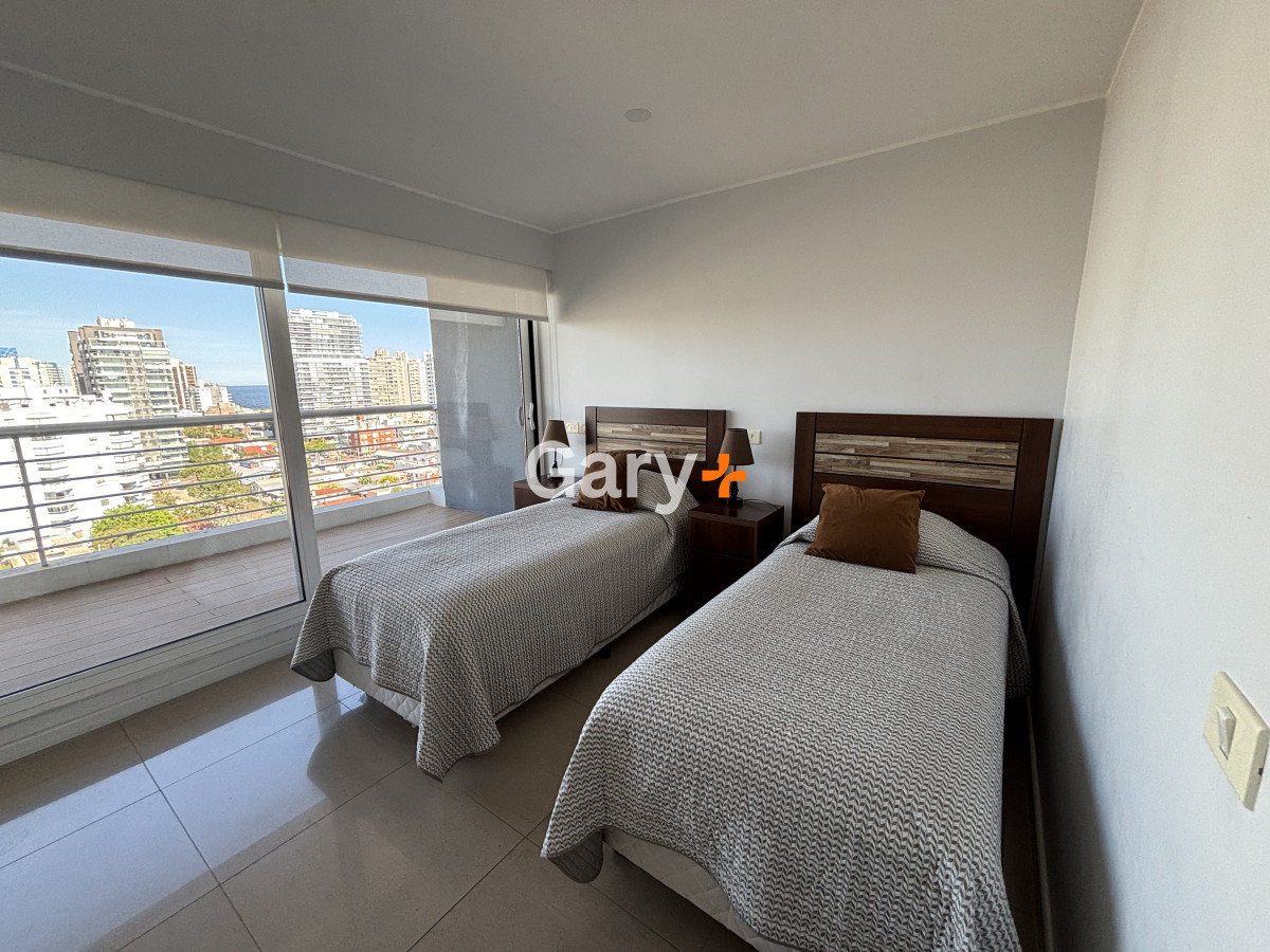 Apartamento ID.4354 - Apartamento en venta Playa Mansa 2 dormitorios