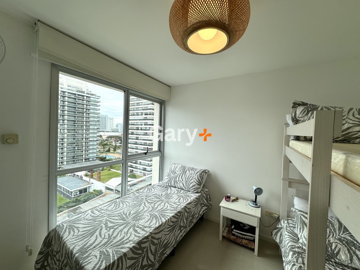 Apartamento ID.3940 - Apartamento en venta Playa Brava 2 dormitorios y medio con vistas al mar