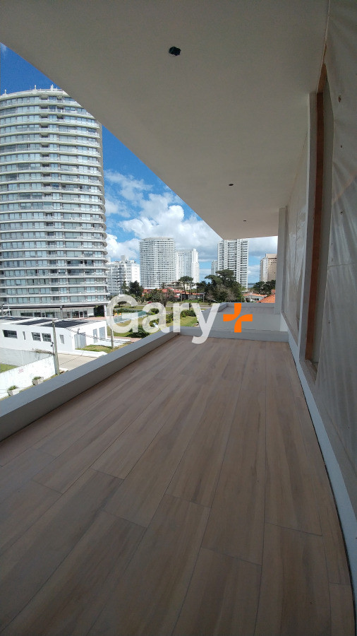 Apartamento ID.27750 - Apartamento de 2 dormitorios en venta, Punta del Este