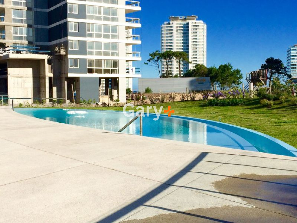 Apartamento ID.28655 - Apartamento de categoría en venta con vista al mar 