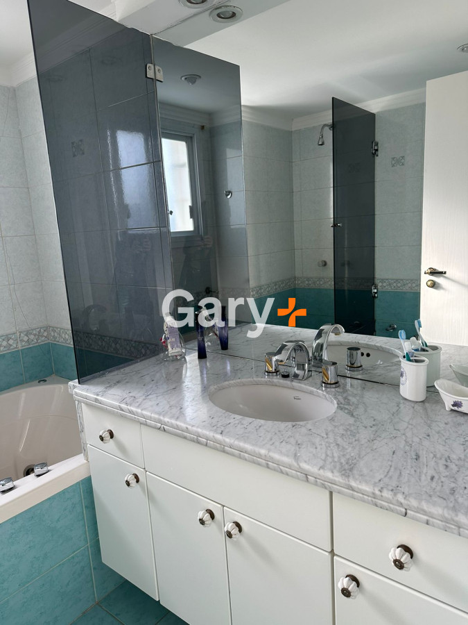 Apartamento ID.10121 - Cómodo apartamento en 1ra linea de la Brava
