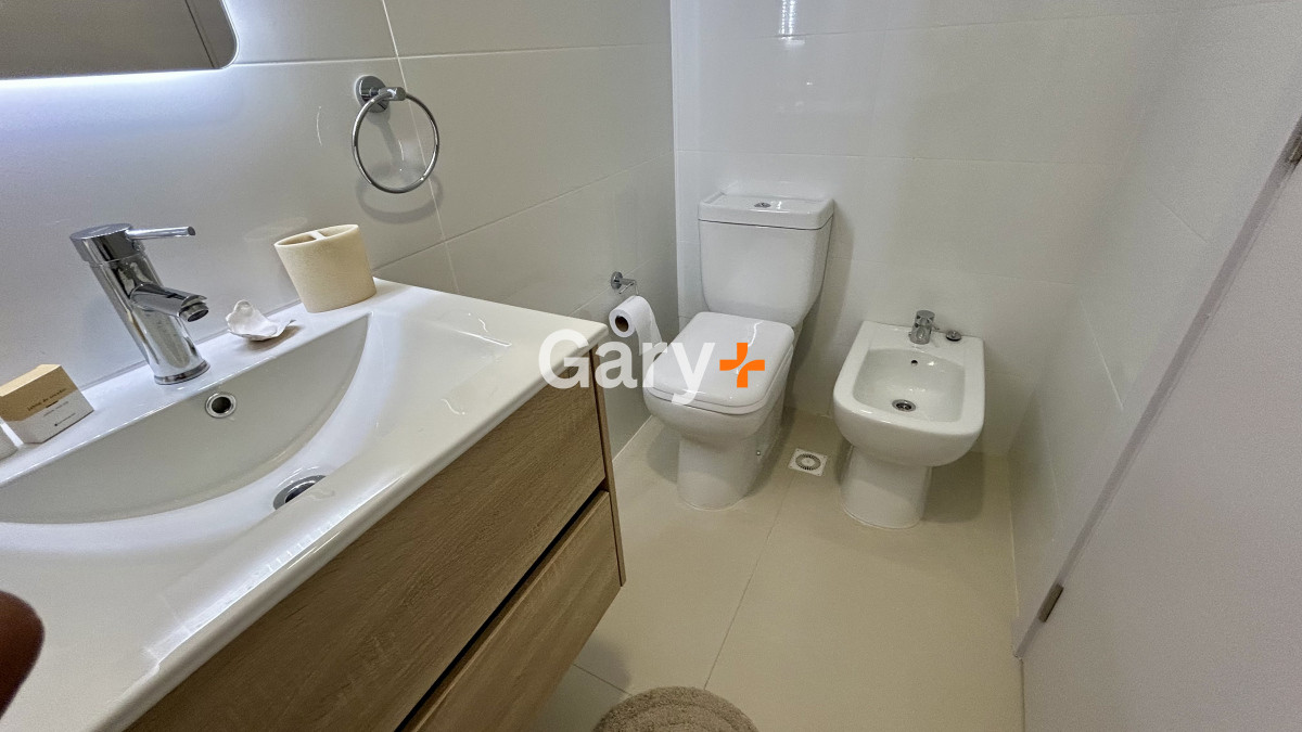 Apartamento ID.25146 - Apartamento en venta en Playa Mansa, 2 dormitorios 