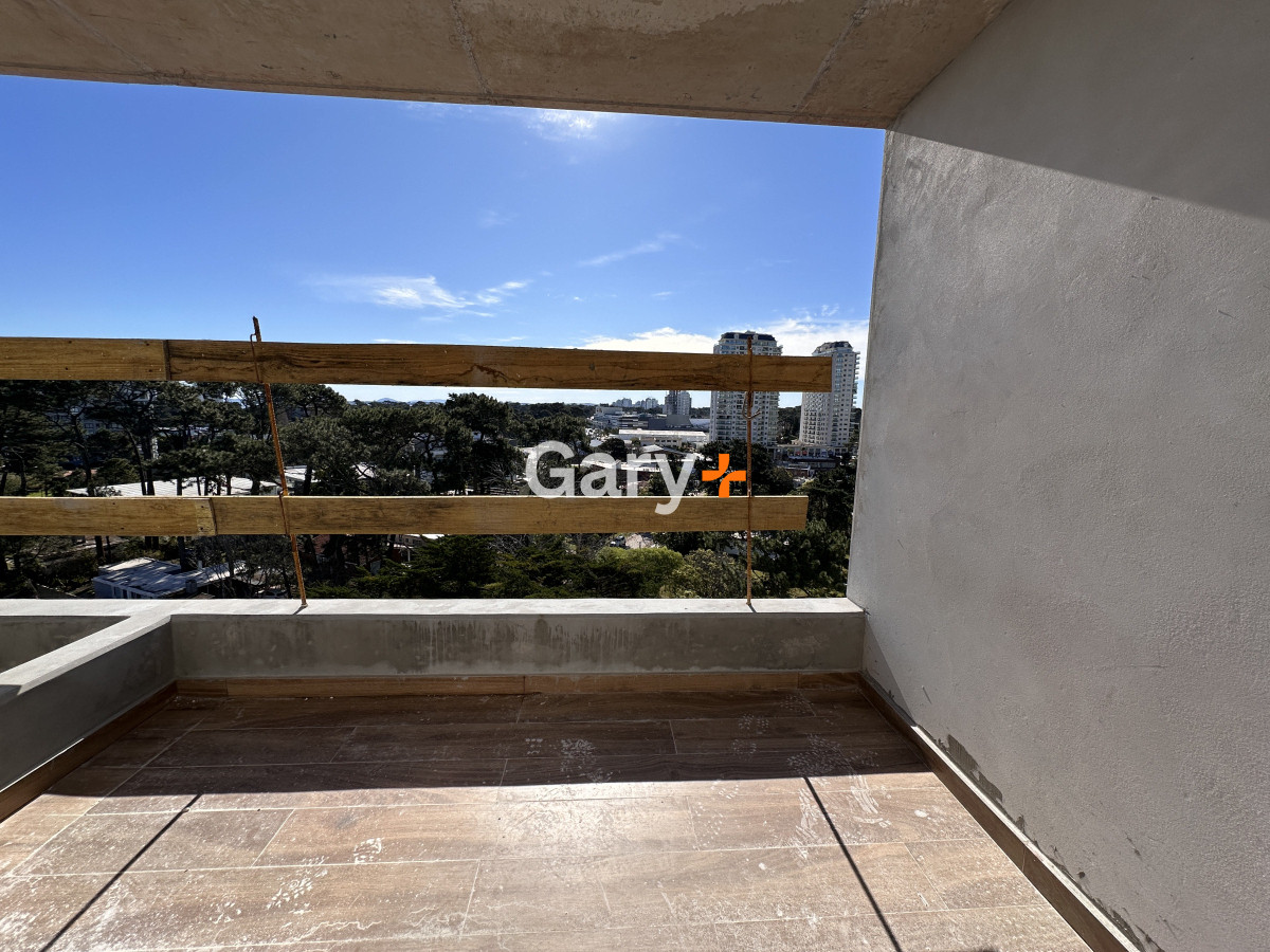 Apartamento ID.28534 - Apartamento en venta de 2 dormitorios en Punta del Este