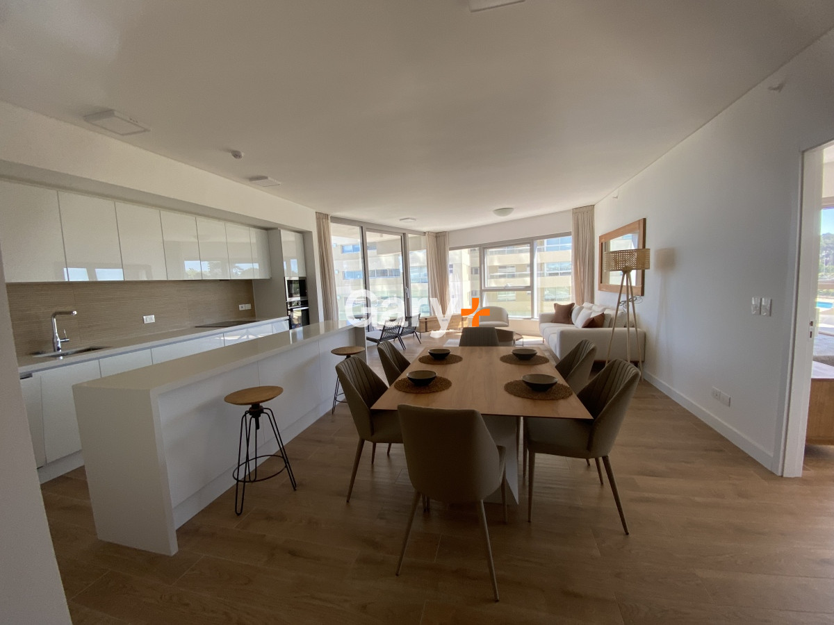 Apartamento ID.27358 - Apartamento de 2 dormitorios en venta, Punta del Este