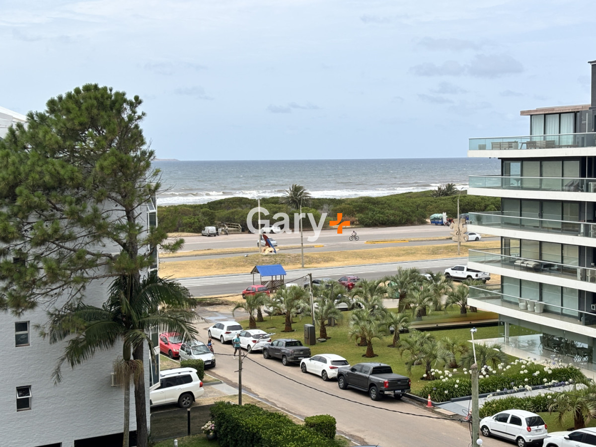 Apartamento ID.27703 - Apartamento de 2 dormitorios 