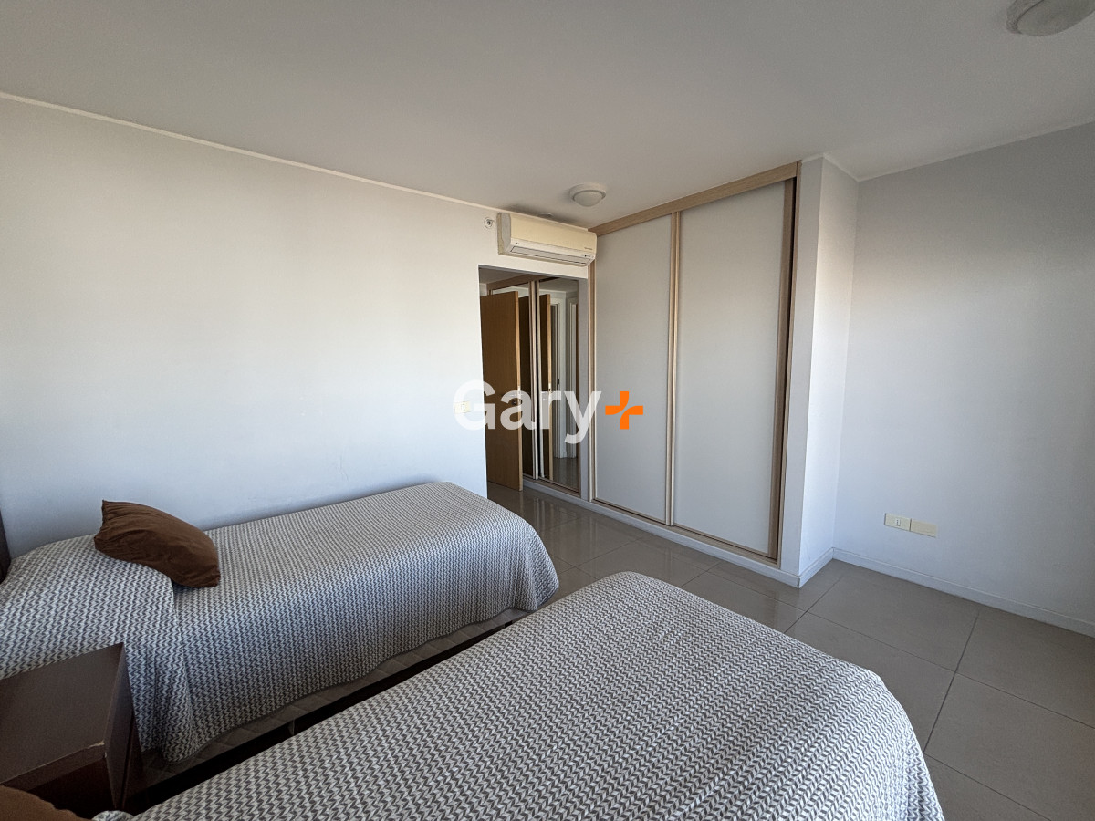 Apartamento ID.4354 - Apartamento en venta Playa Mansa 2 dormitorios